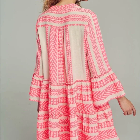 Devotion TWINS Ella Short Pink and Cream Patterned Dress - Picture 6 of 7